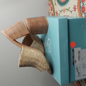 Commute Natural Raffia Open-Toe Mules